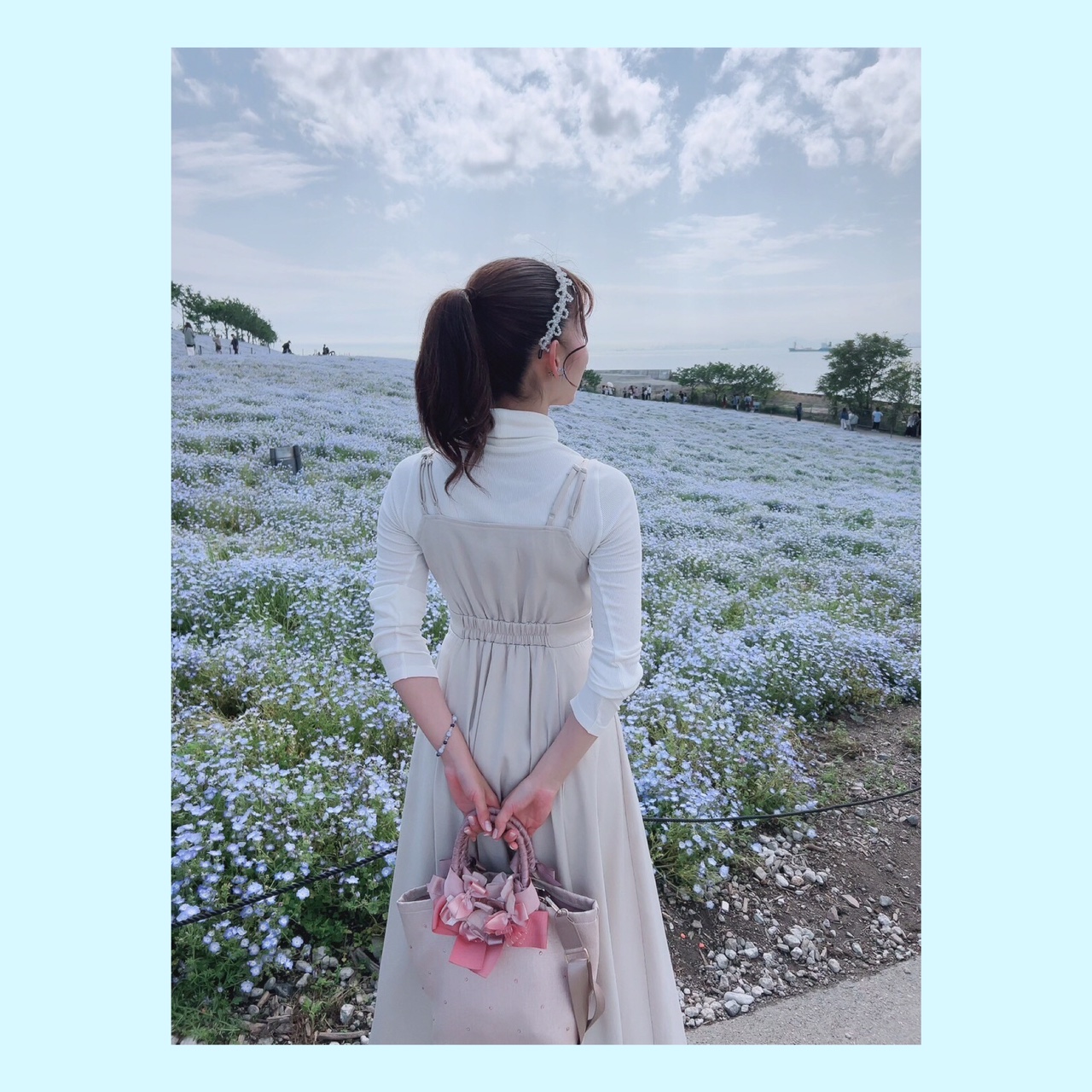 {CAPTION}
