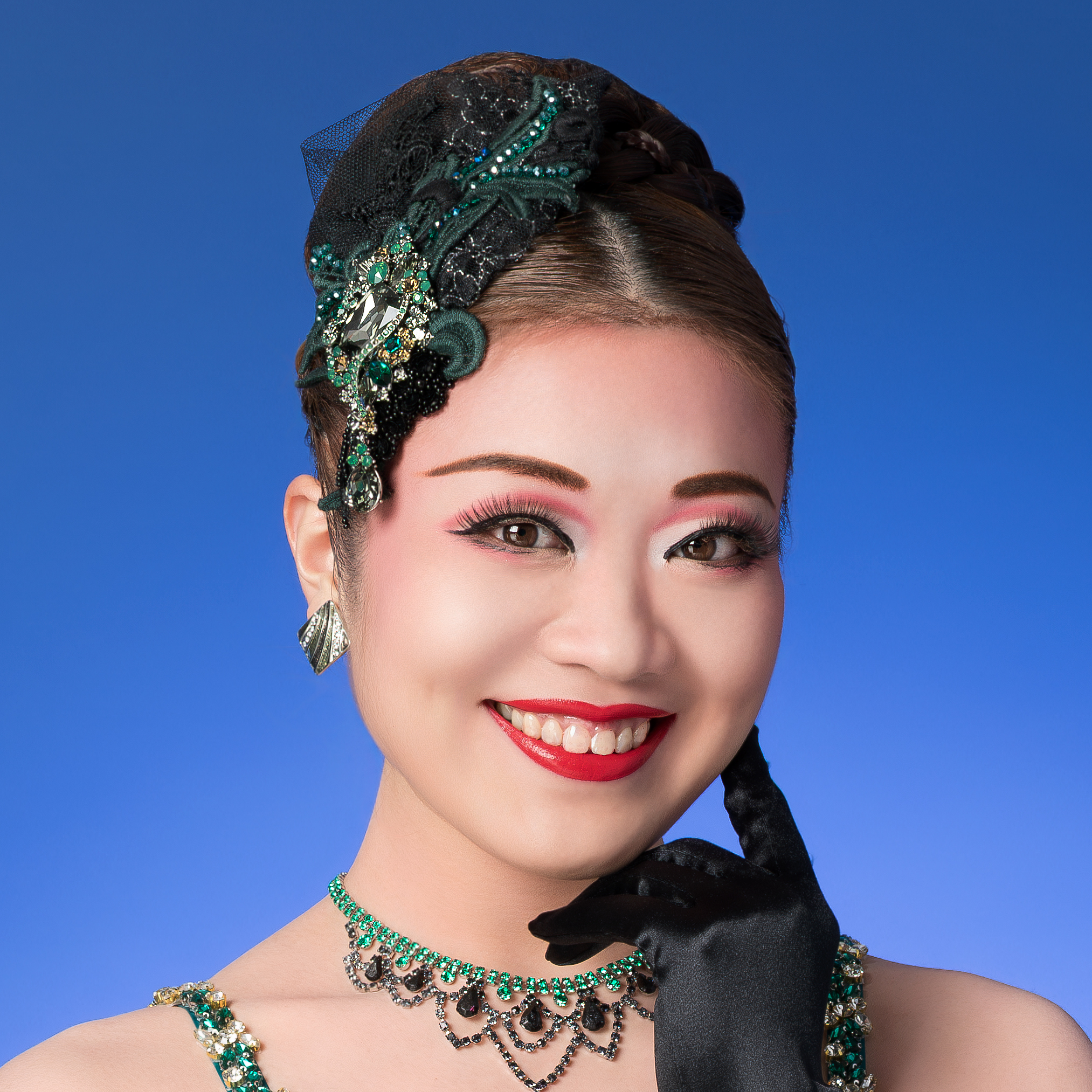 羽那　舞（はねな まい）