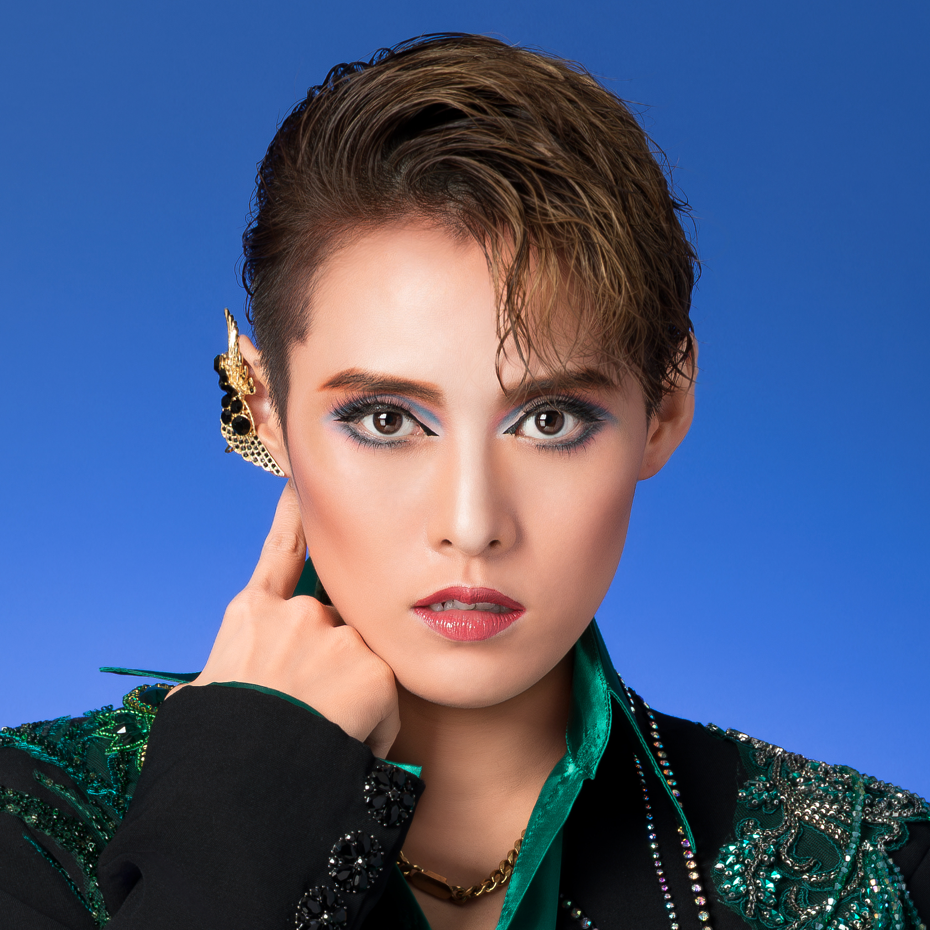 翼　和希（つばさ かずき<br>トップスター）