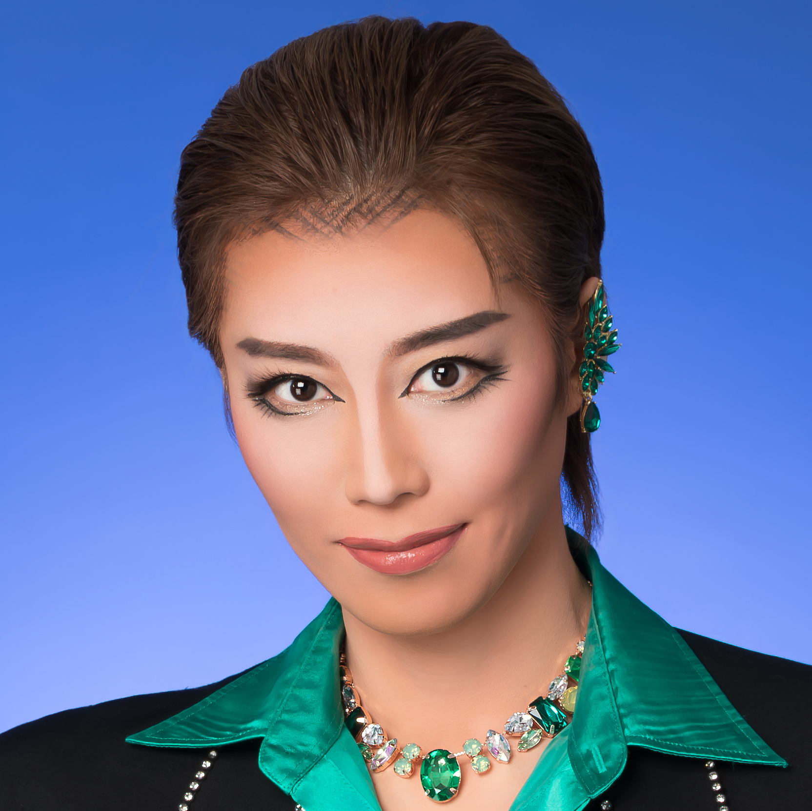 椿　りょう（つばき りょう）