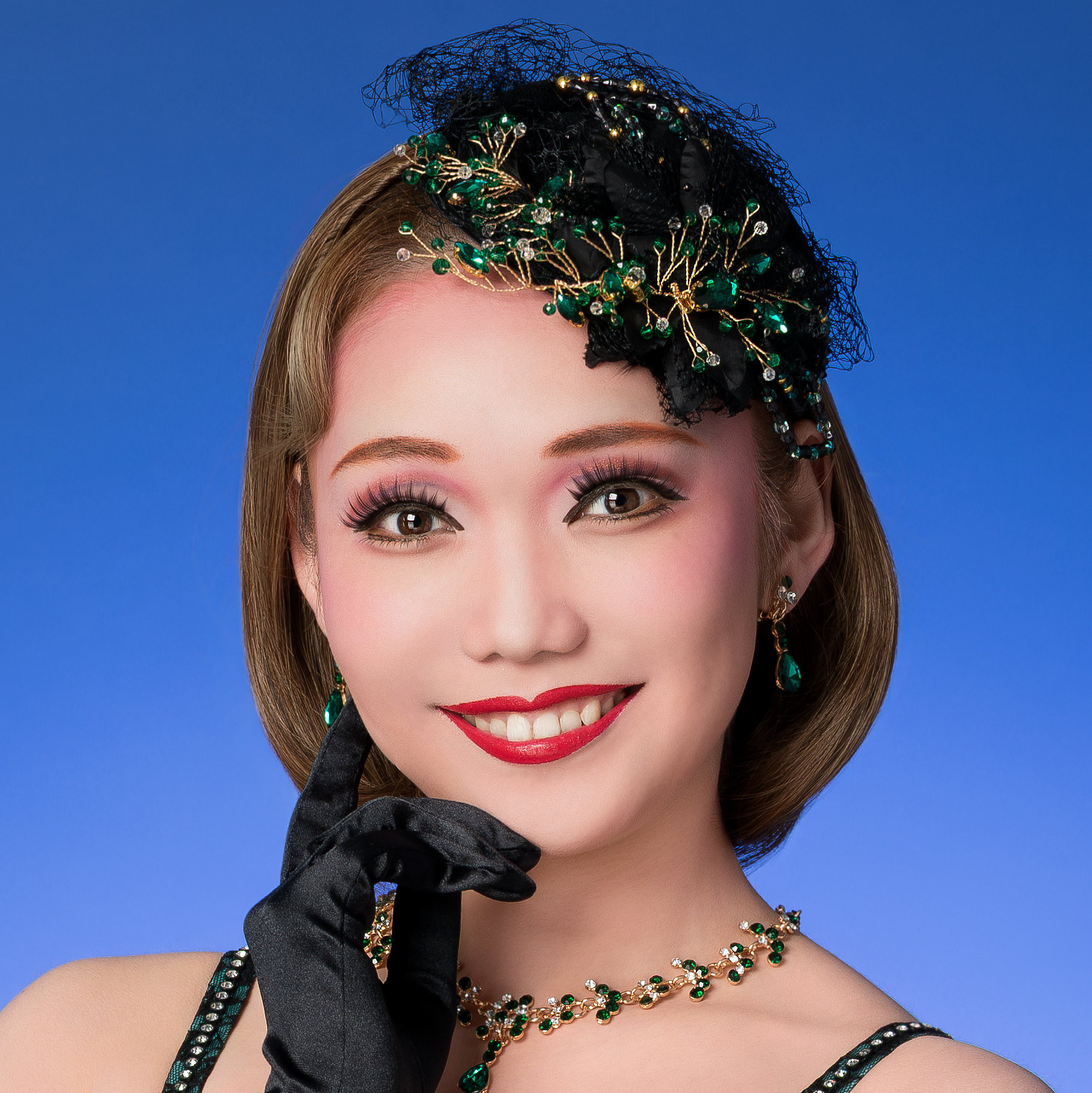 真織　ひな（まおり ひな）